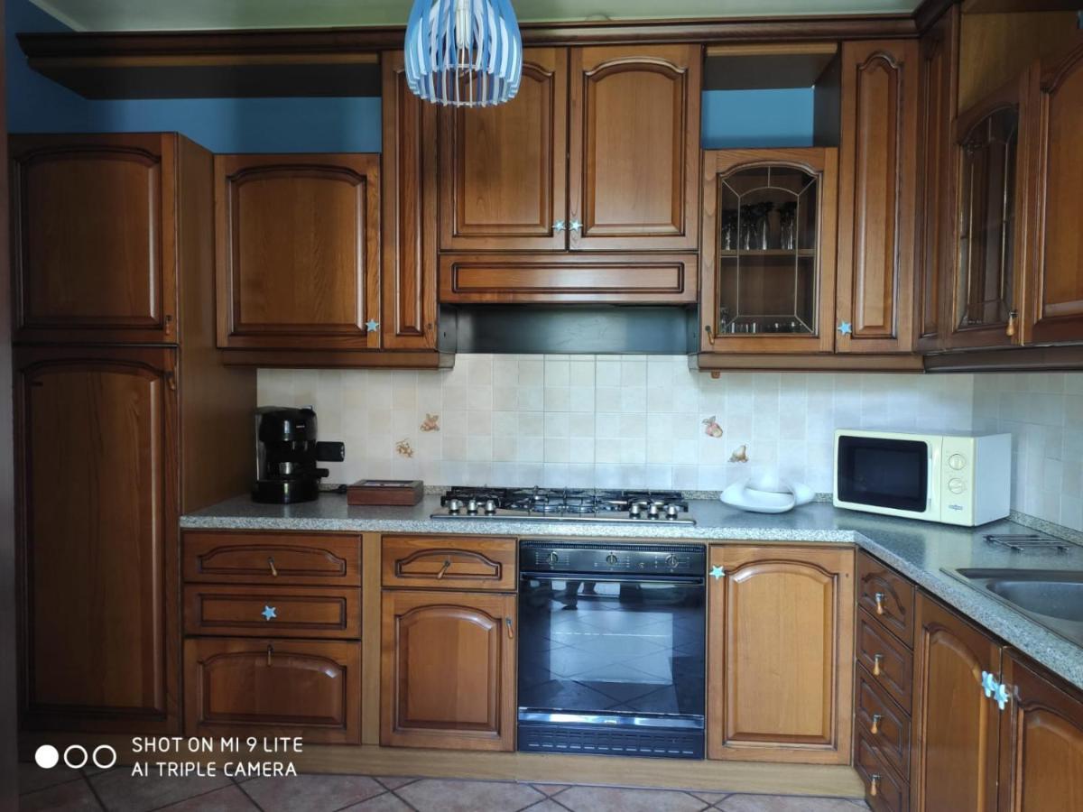 Casa Vacanza Il Glicine Casale Corte Cerro Zewnętrze zdjęcie