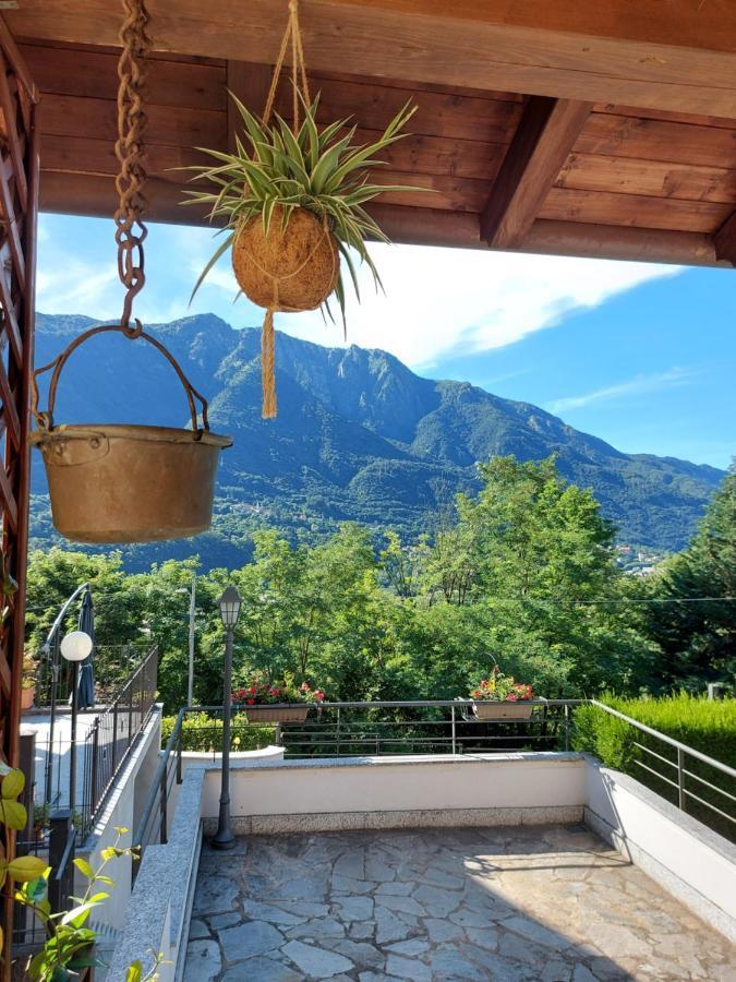 Casa Vacanza Il Glicine Casale Corte Cerro Zewnętrze zdjęcie